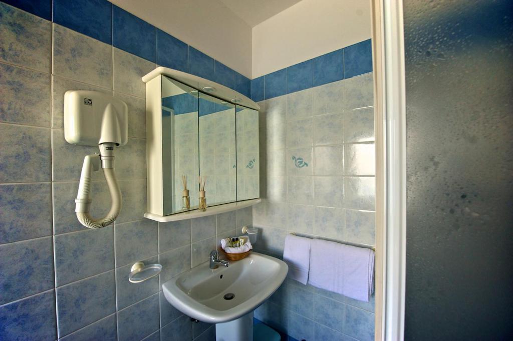 Hotel La Bussola Muggia Ruang foto